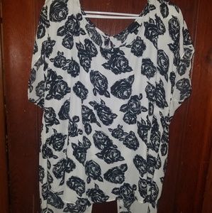 TORRID Chiffon Rose Print Button Back Top